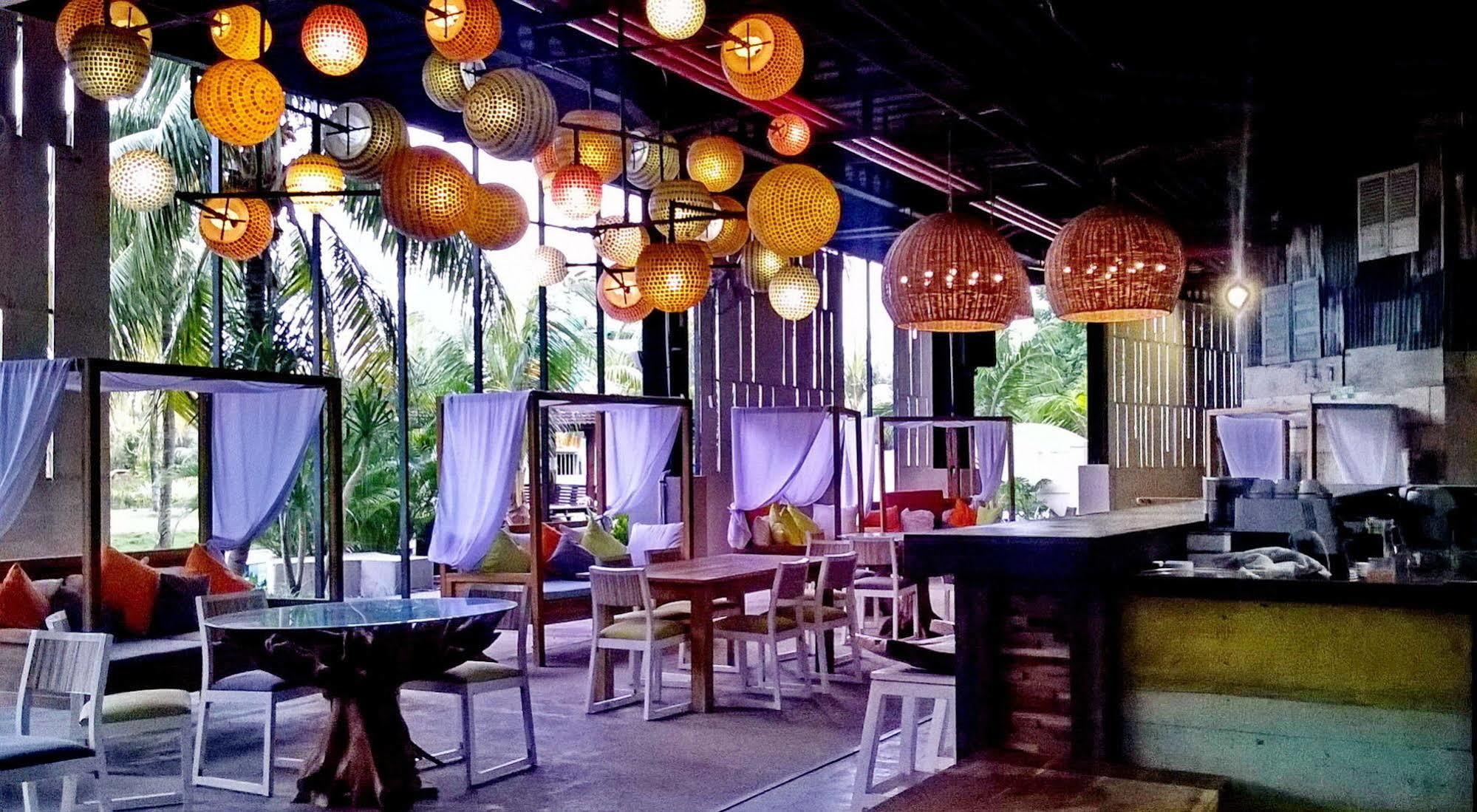 Greenotel Cilegon Exterior photo